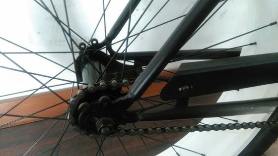 26&quot; Fat Bike com sela de couro e moldura de alumínio o seu companheiro ideal ao ar livre