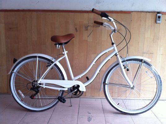 17KG 26&quot; Pneus Brancos Mulheres Adultos 7 Velocidades Shimano Lady City CE EUA Hi-Ten Estrutura de Aço CPSC Beach Cruiser Bicicleta