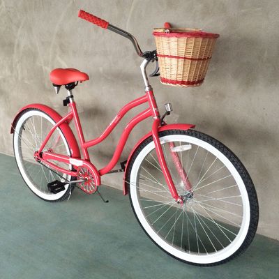 26 &quot;Feminino Step Thru Beach Cruiser Bike com engrenagens de velocidade única e jantes de alumínio
