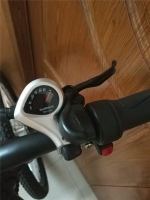 26 polegadas de bicicleta de montanha bicicleta com garfo de alumínio 17,0 kg peso bruto