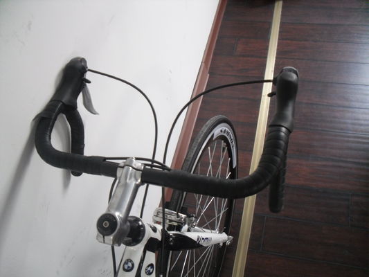 120kg Capacidade de Carga CE Alumínio Quadro Racing Shimano 24S Road Bike para Hot Sellin
