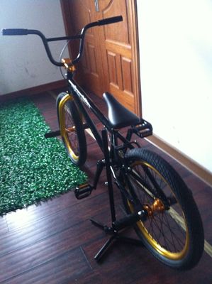 Velo PU Seat 20&quot;x2.25 Kenda Street OEM Cor de Ouro BMX Bike para engrenagens de velocidade única
