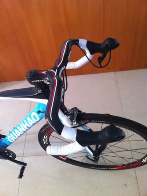 Quadro de carbono de bicicleta 700C com material de garfo de fibra de carbono e manilha de carbono