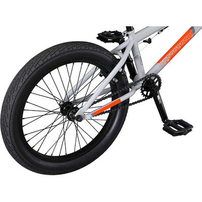Nível de iniciante Freestyle BMX Bike Line Frame de aço de 20 polegadas Rodas 15KG Volume 0,2m3