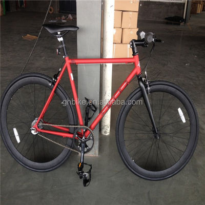 Cor Vermelha Bicicleta de 3 velocidades de engrenagem fixa com pneu Kenda e Neco Head Set em quadro de cromoly