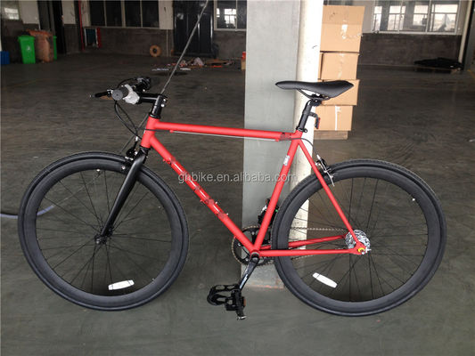Cor Vermelha Bicicleta de 3 velocidades de engrenagem fixa com pneu Kenda e Neco Head Set em quadro de cromoly