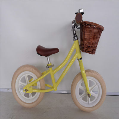 Pneus de espuma de 12 polegadas bicicleta de equilíbrio para crianças cor amarela capacidade de carga 70 kg cesta de vime frontal