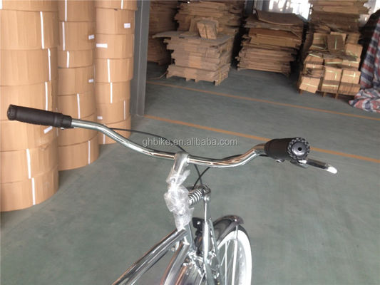 1.8m Comprimento 160kg Capacidade de carga 26 polegadas Chrome Single Speed Homens Beach Cruiser Bicicleta