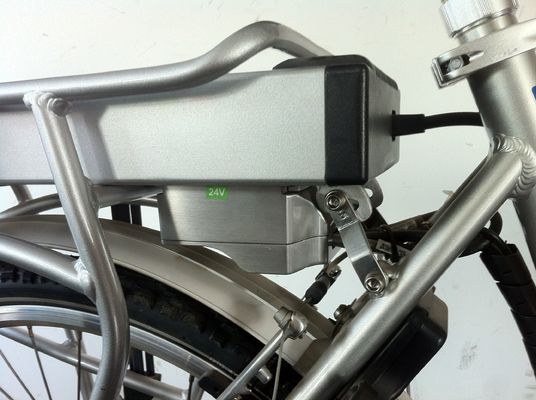 Motor do centro traseiro 700C EN15194 Europa CE 36V 250W 20KM/H Mulheres Holandesa Mulheres Bicicleta Elétrica