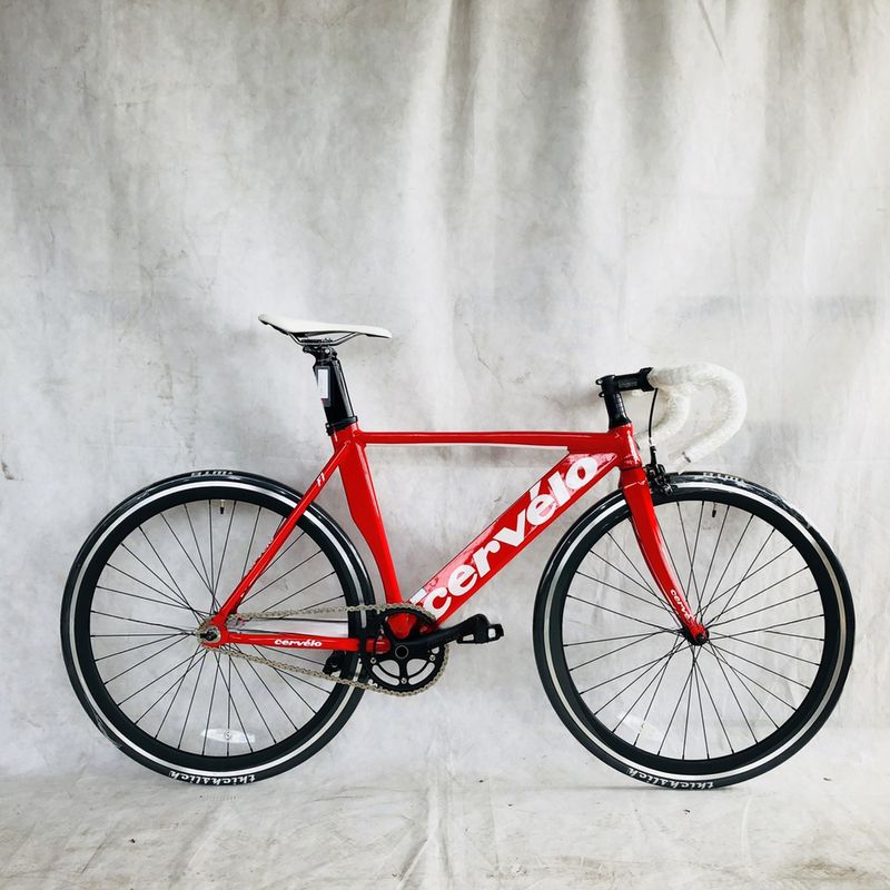 12KG 700C Single Speed Track Alumínio Frame Fixed Gear Bike com garfo de fibra de carbono