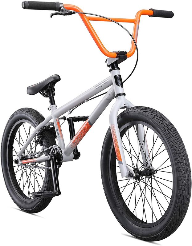 Nível de iniciante Freestyle BMX Bike Line Frame de aço de 20 polegadas Rodas 15KG Volume 0,2m3