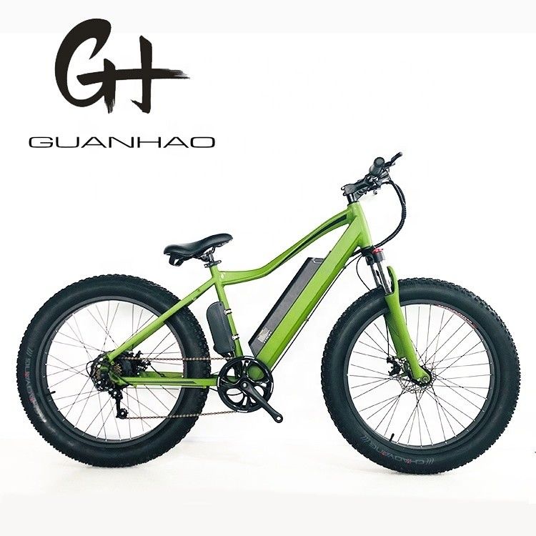 Sunrace 7 velocidades Derailleur 26 polegadas Fat pneu 500W Verde Cor Elétrica Mountain Snow E-Bike