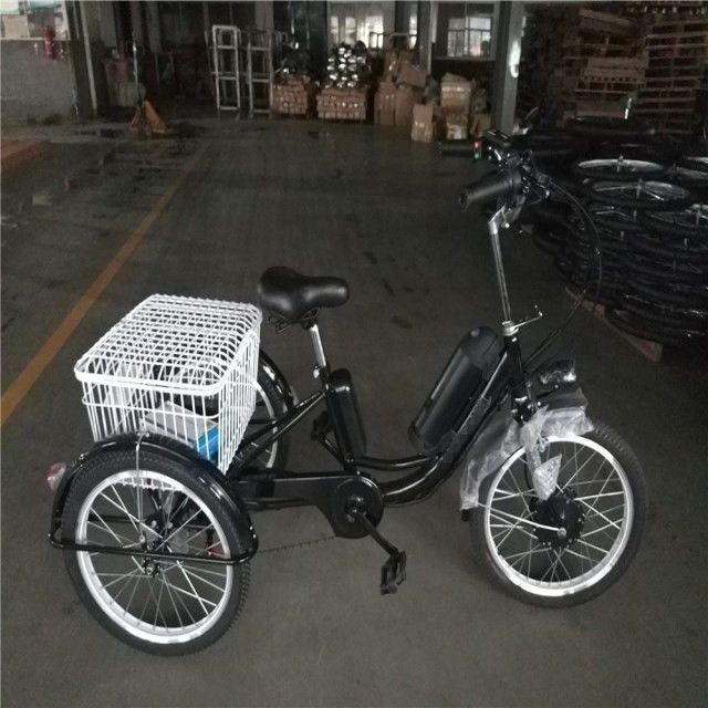 Navegue pela cidade sem esforço na nossa bicicleta elétrica de três rodas de 350W para ciclistas mais velhos